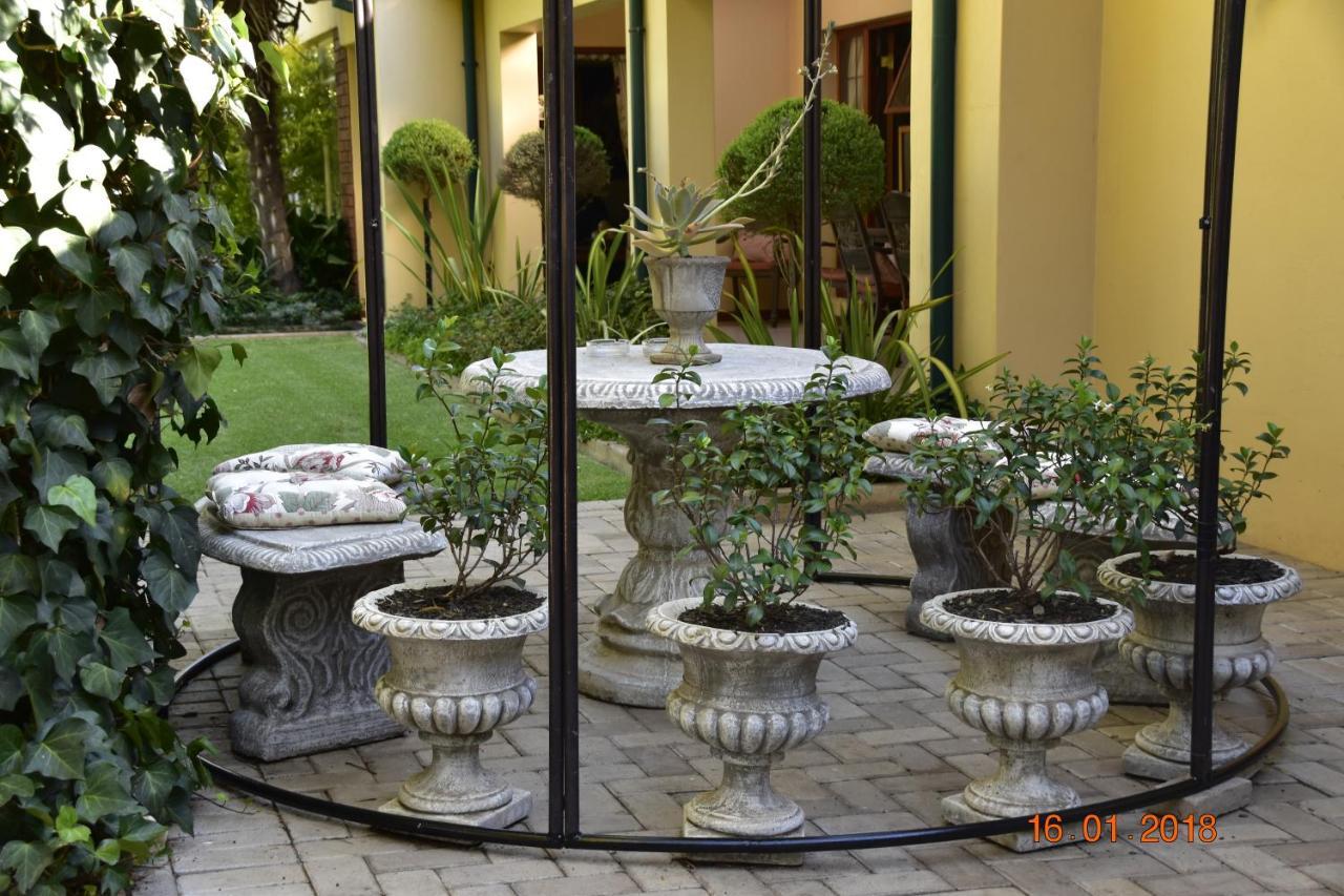 Lamor Guest House มิดเดิลเบิร์ก ภายนอก รูปภาพ